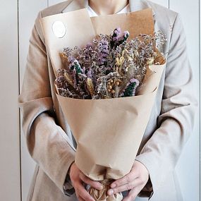 Свадебный букет  из сухоцветов со статицей, лимониумом, пшеницей и ковылем