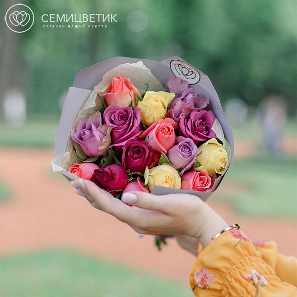 15 роз микс (Кения) 40 см Premium