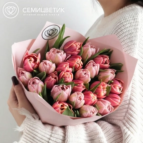 Букет из 25 розовых и нежно-розовых пионовидных тюльпанов