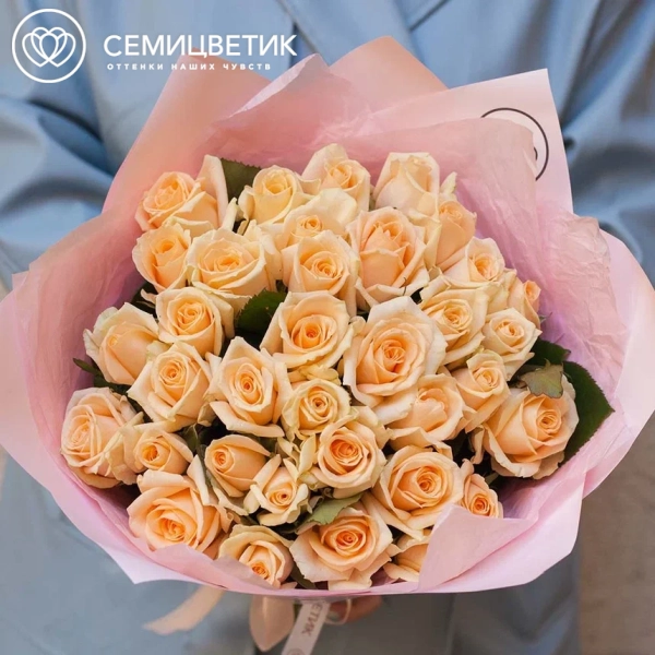 Букет из 35 кремовых роз 35-40 см (Россия)