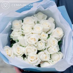 25 белых роз (Россия) 35 см