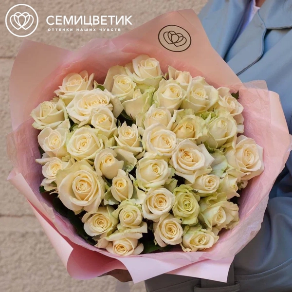Букет из 35 белых роз 35-40 см (Россия)