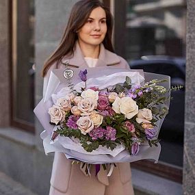 Большой букет на свадьбу Сиреневый  с махровой маттиолой и диантусом 