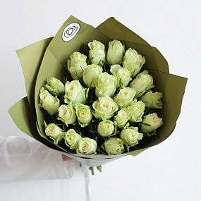 Букет из 25 белых роз 40 см (Кения)