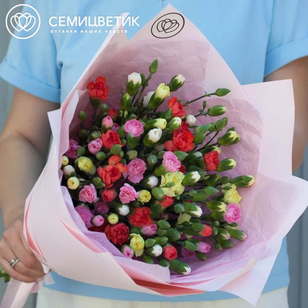 Букет из 21 кустовой гвоздики