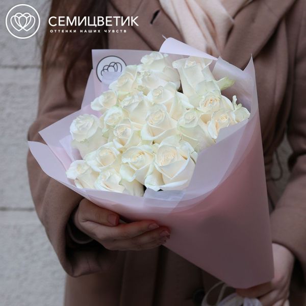 Букет из 19 белых роз Vendela 50 см (Эквадор)
