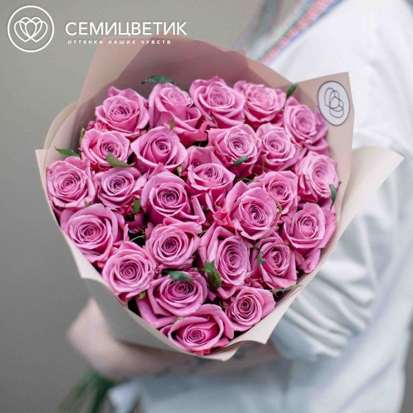 Букет из 25 розовых роз 80 см (Россия)