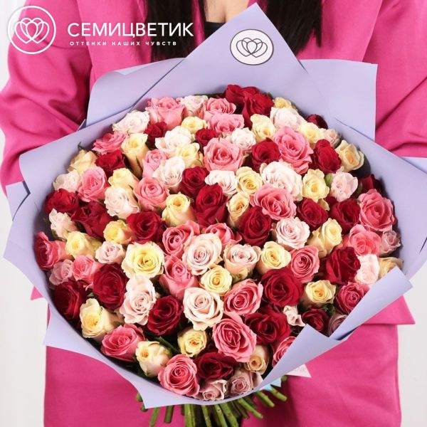 Букет из 101 розы микс (Кения) 35-40 см в сиреневой пленке