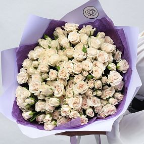 Свадебный букет  из 25 кремовых кустовых роз 40 см (Кения)