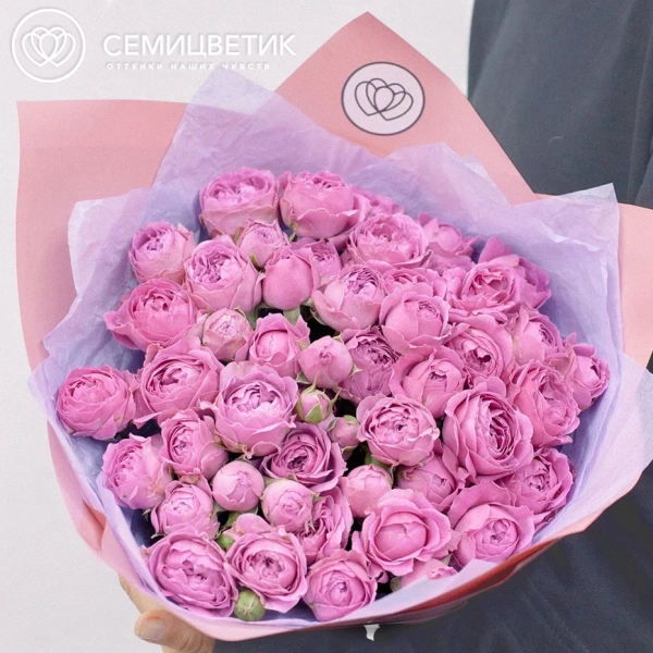 Букет из 25 ярко-розовых пионовидных роз 40 см (Россия)