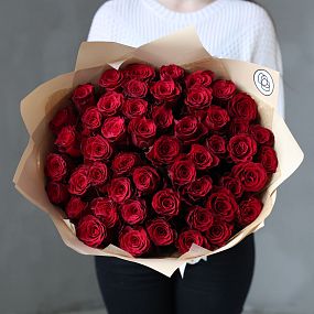 Букет из 51 красной розы Ever Red 50 см (Кения)