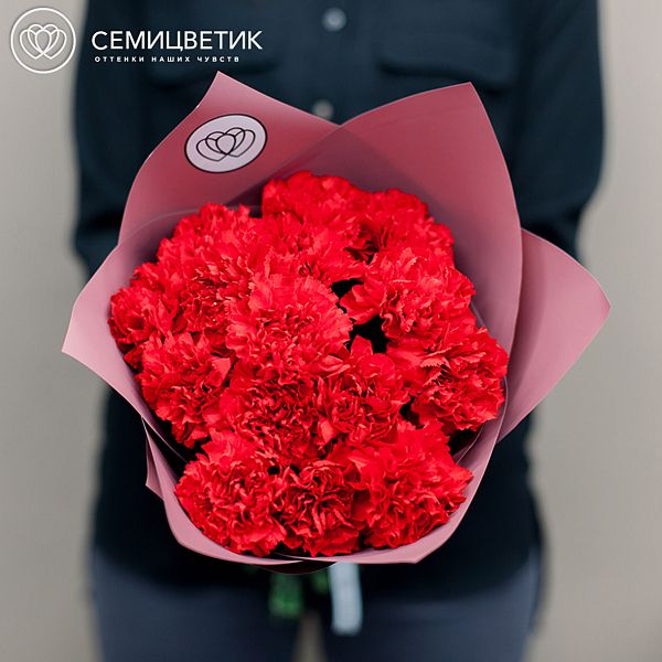 15 красных гвоздик стандарт