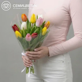 Букет из 11 тюльпанов микс 40 см