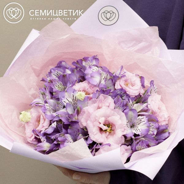 Букет из 15 сиреневых альстромерий и 6 розовых лизиантусов