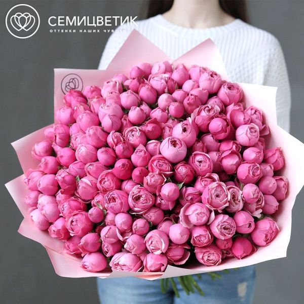 Букет из 51 розовой кустовой пионовидной розы Silva Pink