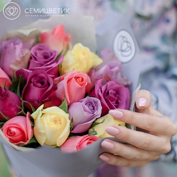 15 роз микс (Кения) 40 см Premium
