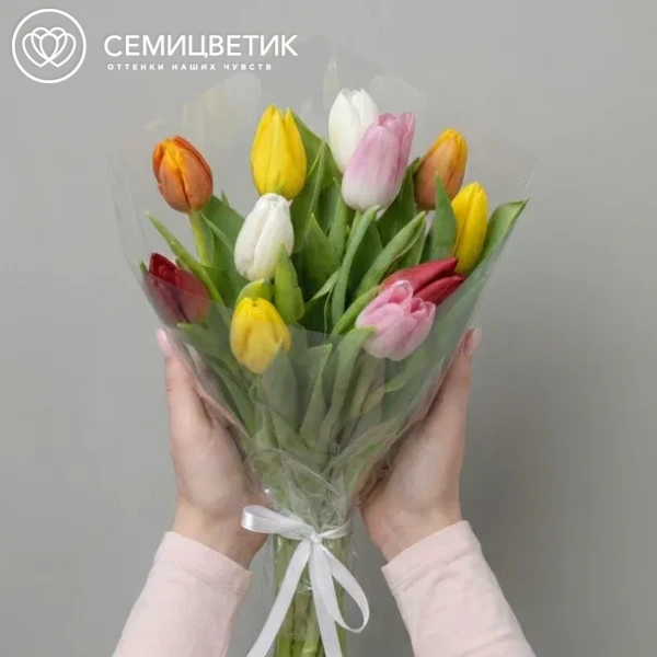 Букет из 11 тюльпанов микс 40 см