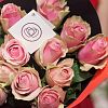 Розовые розы с фисташковой каймой 40 см (Кения) Premium