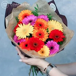 Букет из 15 гербер мини микс