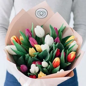 Букет из 25 тюльпанов микс 40 см