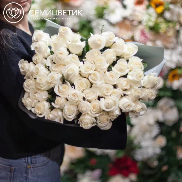 Букет из 51 белой розы Vendela 80 см (Эквадор)