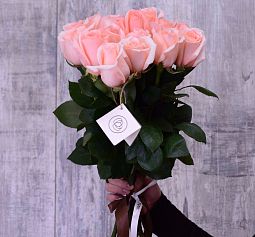 Букет из 15 розовых роз Engagement 50 см (Эквадор)